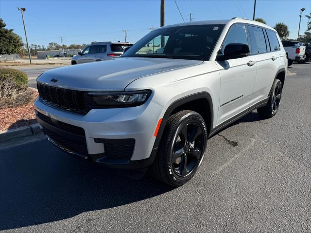 2025 Jeep Grand Cherokee GRAND CHEROKEE L ALTITUDE X 4X2