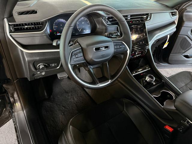 2025 Jeep Grand Cherokee GRAND CHEROKEE L ALTITUDE X 4X4