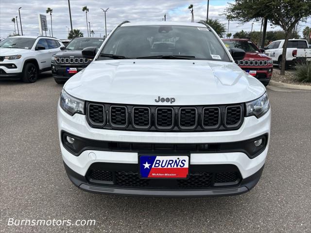 2025 Jeep Compass COMPASS LATITUDE 4X4