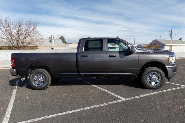 2024 RAM Ram 3500 RAM 3500 TRADESMAN CREW CAB 4X4 8 BOX