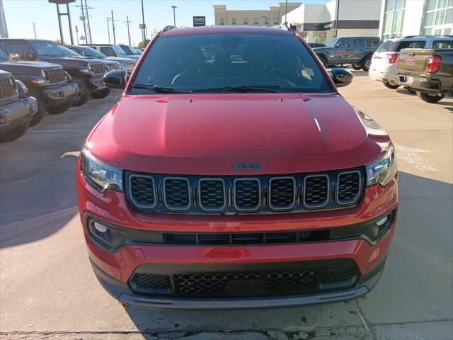 2025 Jeep Compass COMPASS LATITUDE 4X4