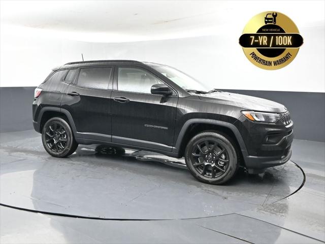 2025 Jeep Compass COMPASS LATITUDE 4X4