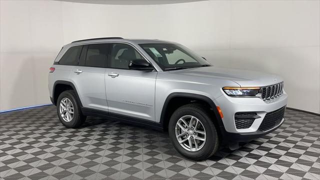 2025 Jeep Grand Cherokee GRAND CHEROKEE LAREDO X 4X2