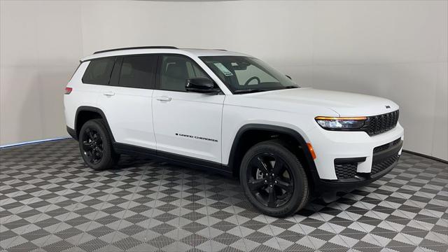 2025 Jeep Grand Cherokee GRAND CHEROKEE L ALTITUDE X 4X4