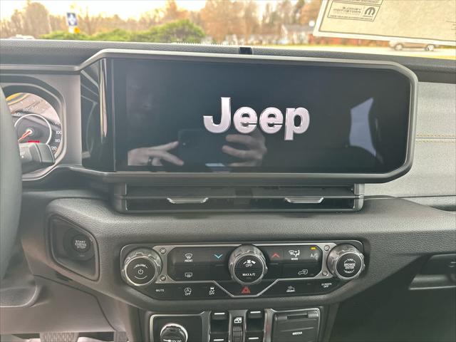 2025 Jeep Wrangler WRANGLER 4-DOOR SPORT S