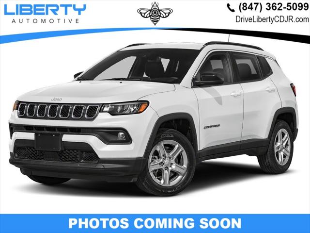 2025 Jeep Compass COMPASS LATITUDE 4X4