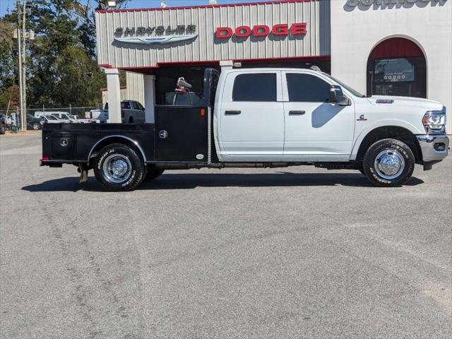 2024 RAM 3500 Chassis Tradesman/SLT/Laramie/Limited