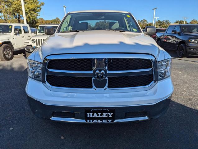 2022 RAM 1500 Classic SLT Crew Cab 4x2 57 Box