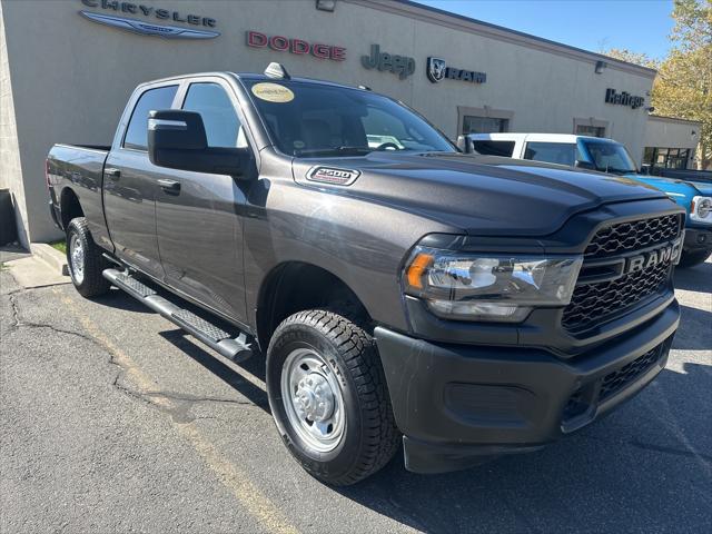 2024 RAM 2500 Tradesman Crew Cab 4x4 64 Box