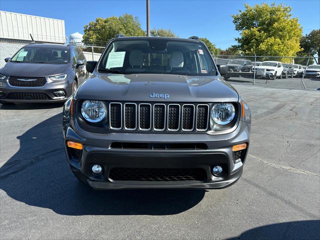 2022 Jeep Renegade Latitude 4x4 2022 Jeep Renegade Latitude 4x4