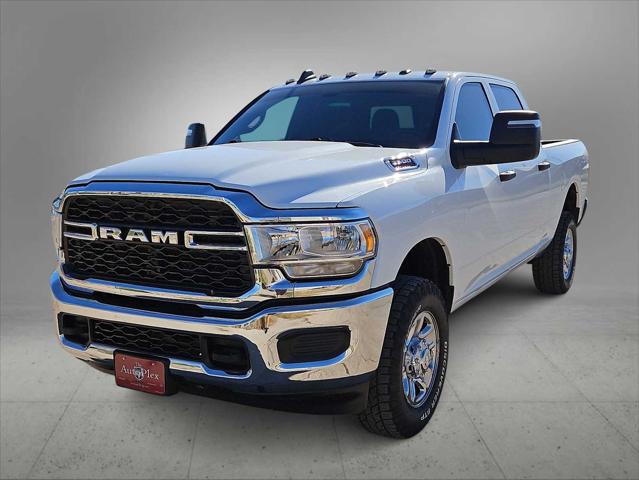 2023 RAM 2500 Tradesman Crew Cab 4x4 64 Box