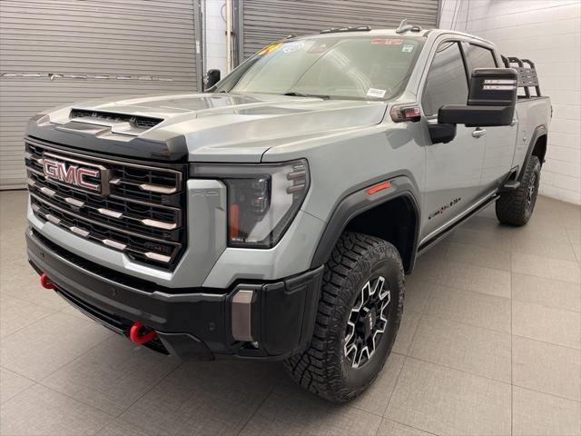 2024 GMC Sierra 2500HD 4WD Crew Cab Standard Bed AT4X