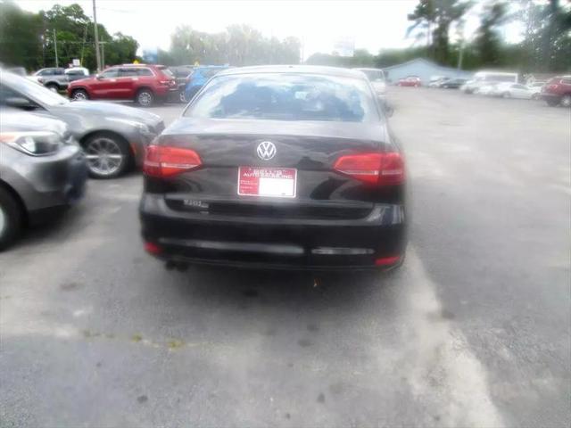 2015 Volkswagen Jetta 2.0L S