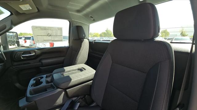 2025 GMC Sierra 2500HD 2WD Regular Cab Long Bed Pro