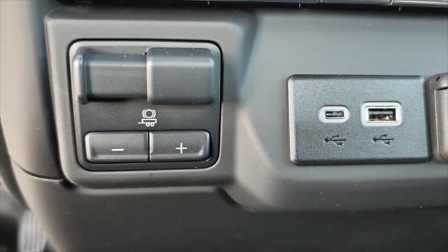2025 GMC Sierra 2500HD 2WD Regular Cab Long Bed Pro