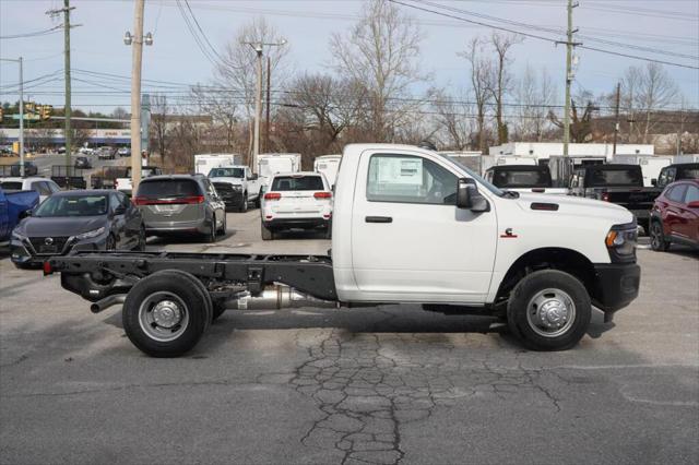 2024 RAM Ram 3500 Chassis Cab RAM 3500 TRADESMAN CHASSIS REGULAR CAB 4X2 60 CA