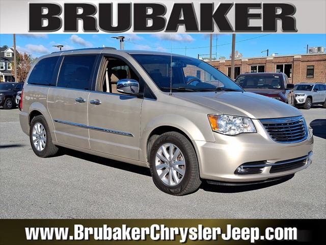 2015 Chrysler Town and Country Limited Platinum