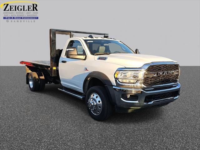 2024 RAM Ram 5500 Chassis Cab RAM 5500 TRADESMAN CHASSIS REGULAR CAB 4X4 84 CA 2024 RAM Ram 5500 Chassis Cab RAM 5500 TRADESMAN CHASSIS REGULAR CAB 4X4 84 CA