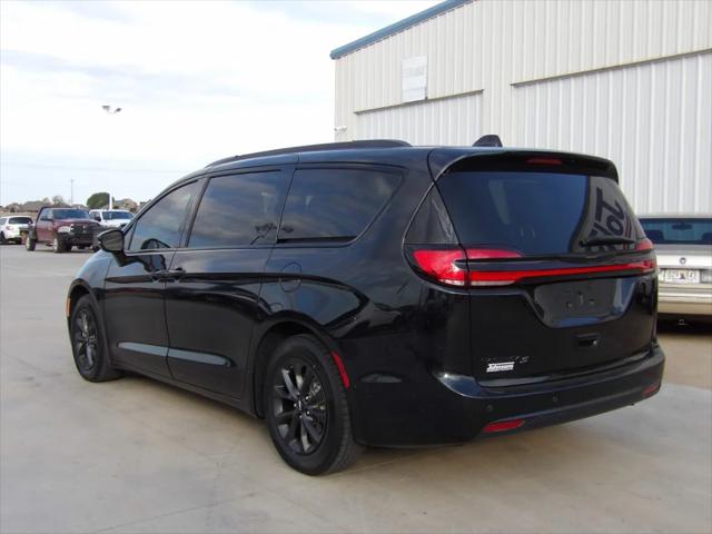 2021 Chrysler Pacifica Touring L