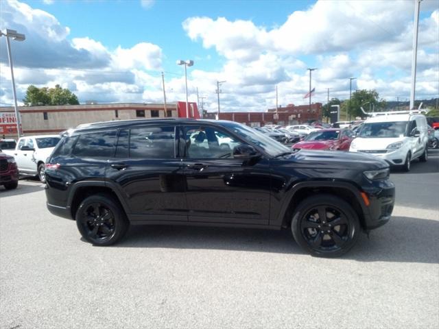 2023 Jeep Grand Cherokee L Altitude 4x4