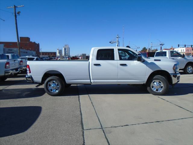 2024 RAM Ram 3500 RAM 3500 TRADESMAN CREW CAB 4X4 8 BOX