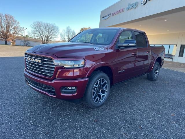 2025 RAM Ram 1500 RAM 1500 LARAMIE CREW CAB 4X4 57 BOX