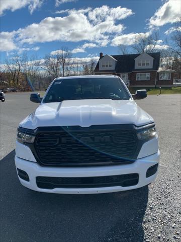 2025 RAM Ram 1500 RAM 1500 TRADESMAN CREW CAB 4X4 57 BOX