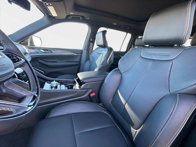 2025 Jeep Grand Cherokee Overland 4x4