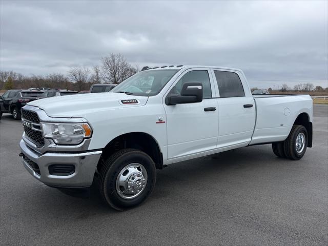 2024 RAM Ram 3500 RAM 3500 TRADESMAN CREW CAB 4X4 8 BOX