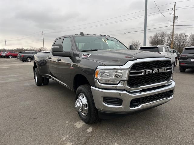 2024 RAM Ram 3500 RAM 3500 TRADESMAN CREW CAB 4X4 8 BOX