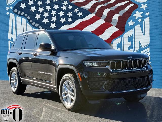 2025 Jeep Grand Cherokee GRAND CHEROKEE LAREDO X 4X4