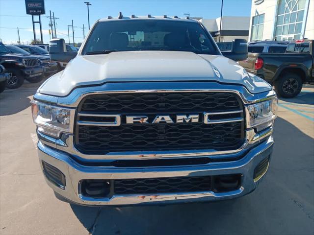 2024 RAM Ram 3500 RAM 3500 TRADESMAN CREW CAB 4X4 8 BOX