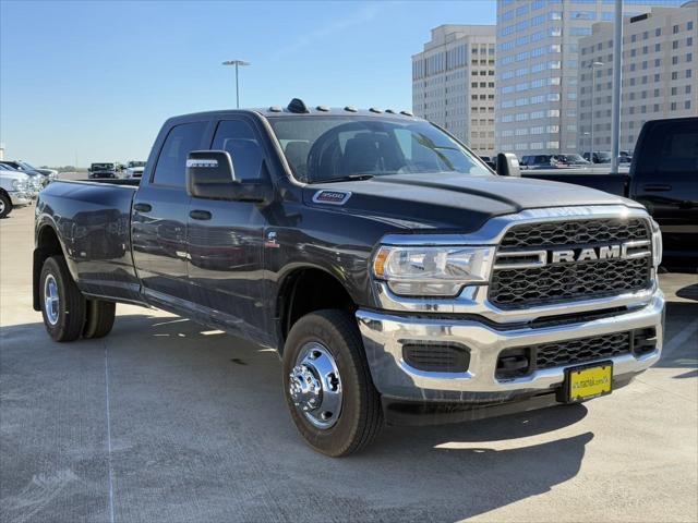 2024 RAM Ram 3500 RAM 3500 TRADESMAN CREW CAB 4X4 8 BOX