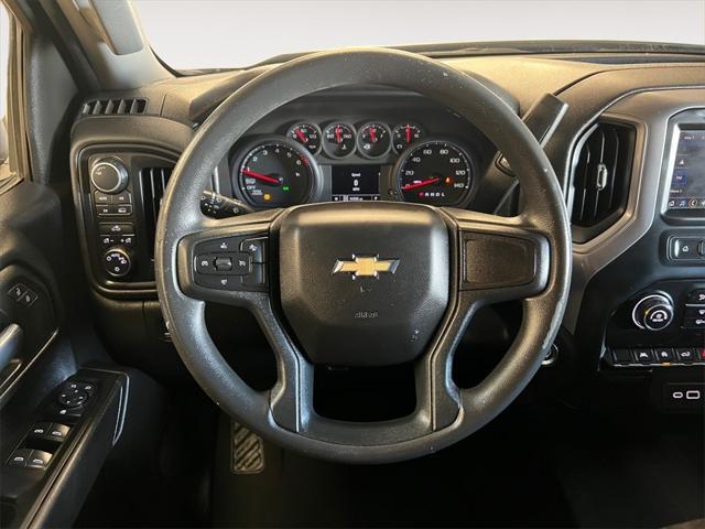 2022 Chevrolet Silverado 1500 4WD Crew Cab Short Bed Custom