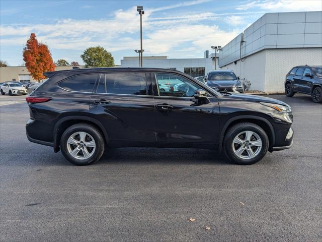 2021 Toyota Highlander LE