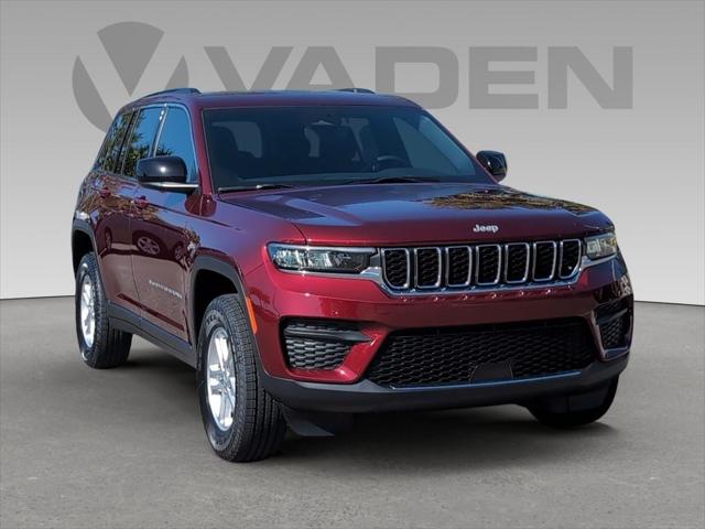 2025 Jeep Grand Cherokee GRAND CHEROKEE LAREDO 4X2