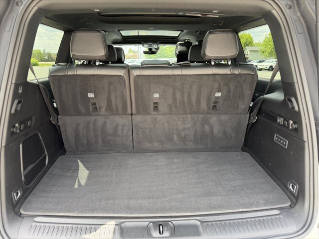2023 Jeep Wagoneer Series II Carbide 4x4