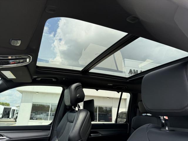 2023 Jeep Wagoneer Series II Carbide 4x4