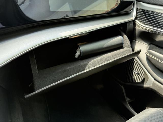 2023 Jeep Wagoneer Series II Carbide 4x4