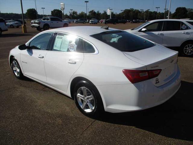 2022 Chevrolet Malibu FWD 1FL