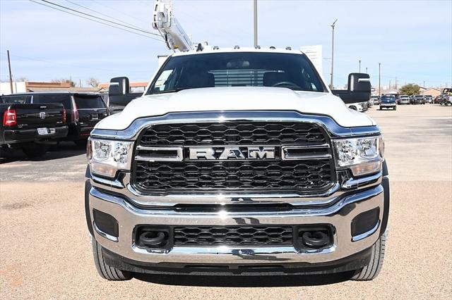 2024 RAM Ram 5500 Chassis Cab RAM 5500 TRADESMAN CHASSIS CREW CAB 4X4 84 CA 2024 RAM Ram 5500 Chassis Cab RAM 5500 TRADESMAN CHASSIS CREW CAB 4X4 84 CA