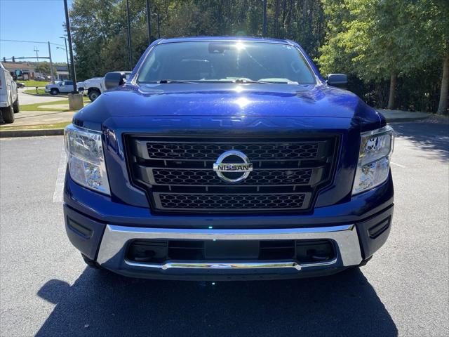 2022 Nissan TITAN Crew Cab SV 4x4