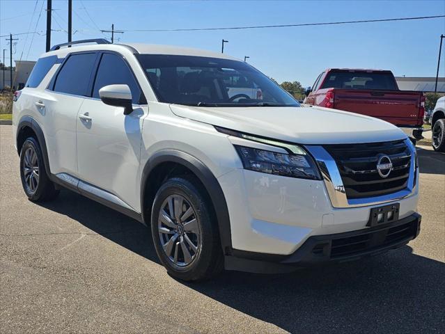 2023 Nissan Pathfinder SV 4WD