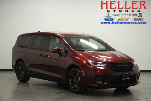 2023 Chrysler Pacifica Hybrid Touring L