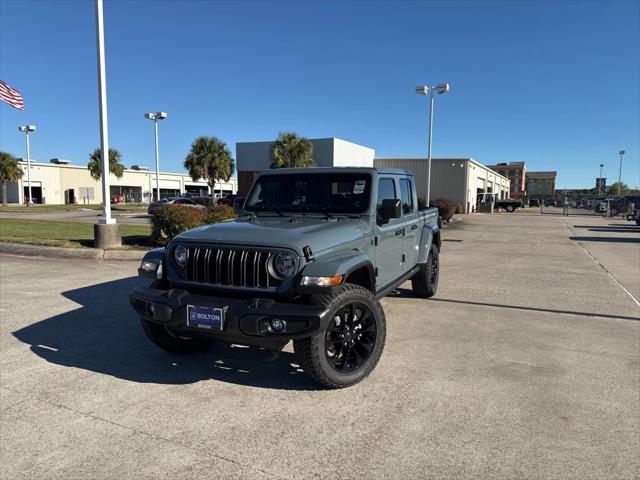 2025 Jeep Gladiator GLADIATOR NIGHTHAWK 4X4