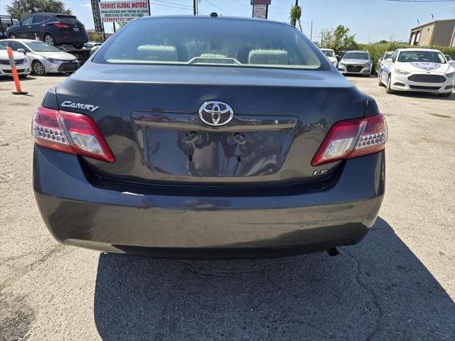 2011 Toyota Camry LE