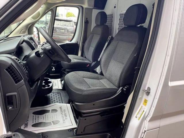 2022 Ram ProMaster 2500 Cargo Van Low Roof 136" WB