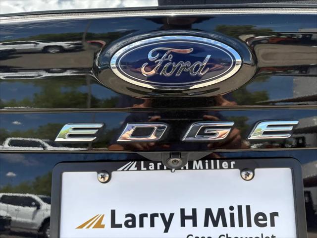 2021 Ford Edge Titanium
