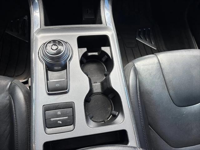 2021 Ford Edge Titanium