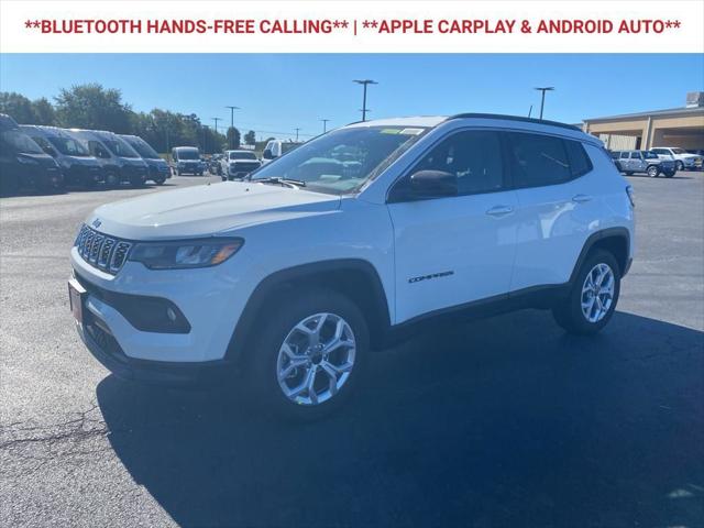 2025 Jeep Compass COMPASS LATITUDE 4X4